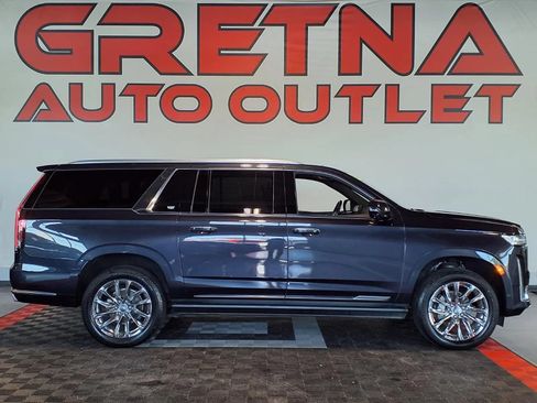 Used 2023 Cadillac Escalade ESV Premium Luxury w/ LPO, Radiant Package AWD/4WD image 1