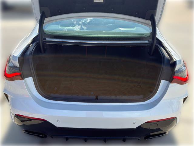 Used 2022 BMW M440i Coupe w/ Premium Package RWD image 6