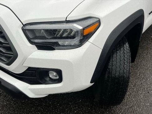 Certified 2023 Toyota Tacoma TRD Off-Road w/ Technology Package image 3