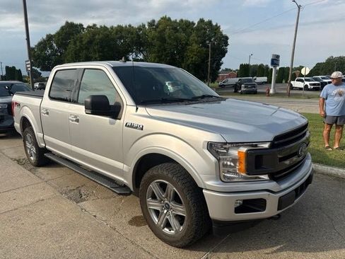 Used 2019 Ford F150 XLT w/ Equipment Group 302A Luxury AWD/4WD image 2