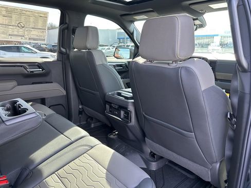 New 2026 Chevrolet Silverado 1500 ZR2 image 49