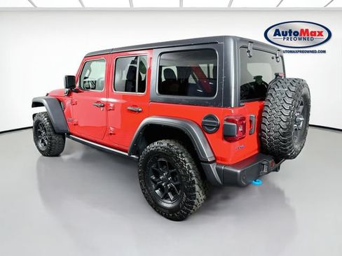 Used 2024 Jeep Wrangler Unlimited AWD/4WD image 5