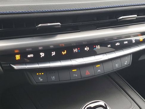 Certified 2024 Cadillac XT4 Sport AWD/4WD image 16