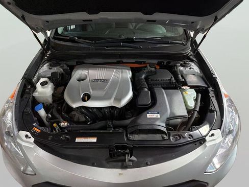 Used 2013 Hyundai Sonata Base image 27