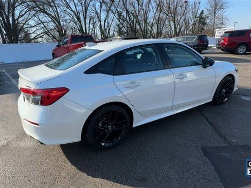 Used 2024 Honda Civic Sport image 10