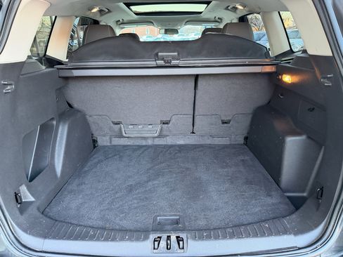 Used 2017 Ford Escape SE w/ Equipment Group 201A image 19