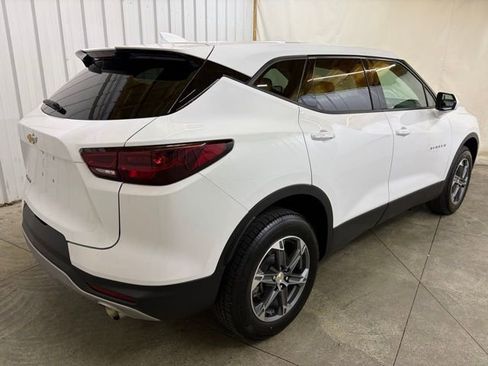 Used 2025 Chevrolet Blazer LT FWD image 6