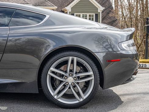 Used 2014 Aston Martin DB9 Coupe image 5