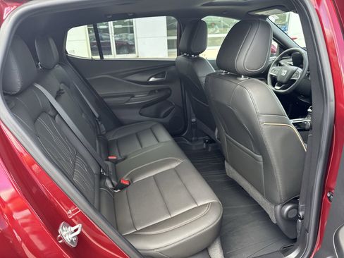 Certified 2025 Buick Envista Avenir image 25