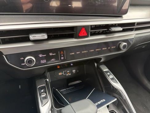 New 2026 Kia Sorento S AWD/4WD image 19