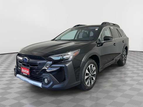 Used 2023 Subaru Outback Limited AWD/4WD image 3
