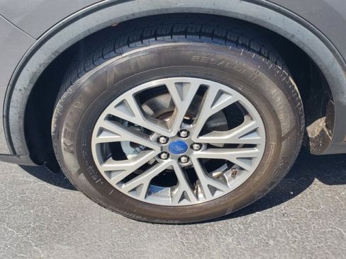 Certified 2022 Ford Escape SEL FWD image 4