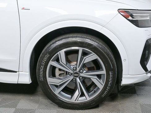 Certified 2023 Audi Q4 e-tron Prestige w/ Black Optic Package image 38