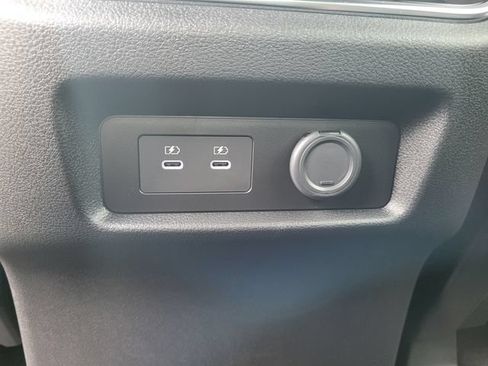 New 2026 Nissan Armada SL w/ Captain's Chari Seat Package AWD/4WD image 33