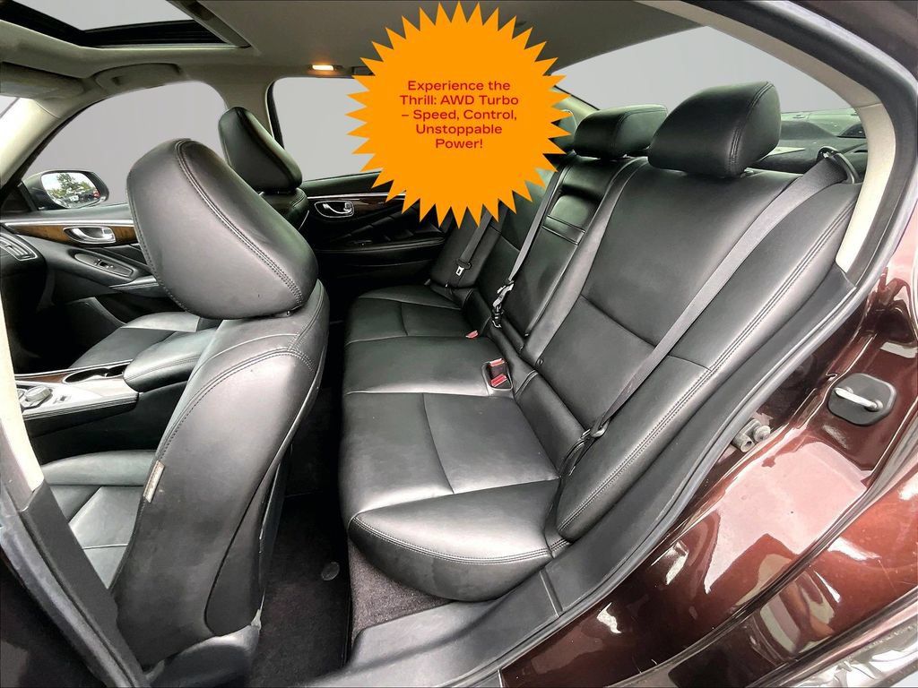 Used 2019 INFINITI Q50 Luxe w/ Essential Package (3.0T Luxe) AWD/4WD image 26