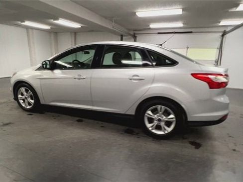 Used 2014 Ford Focus SE image 6