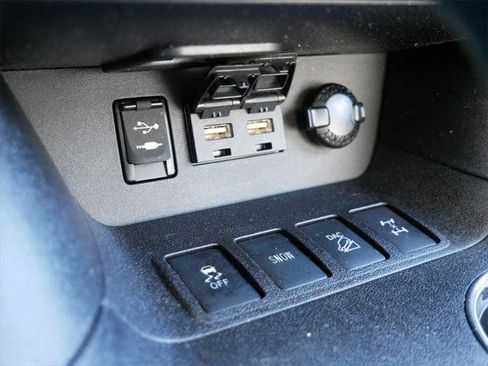 Certified 2019 Toyota Highlander XLE image 20