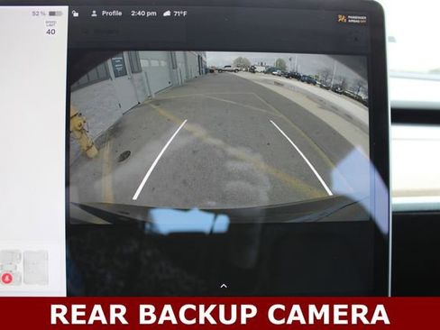 Used 2022 Tesla Model 3 Performance image 4