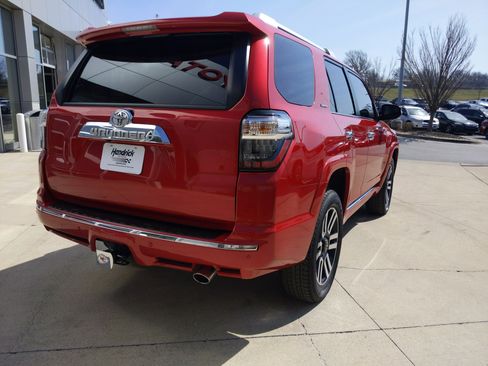 Used 2022 Toyota 4Runner Limited image 6