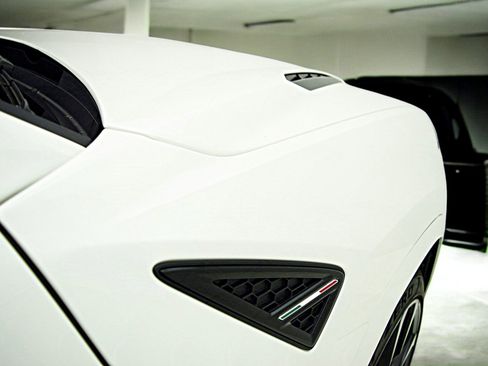 Used 2024 Lamborghini Urus S image 17