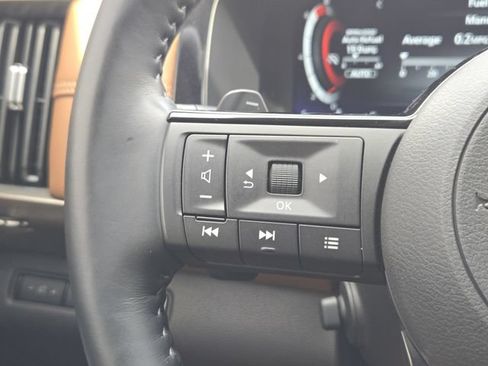 Used 2025 Nissan Pathfinder Platinum w/ Cargo Package AWD/4WD image 29