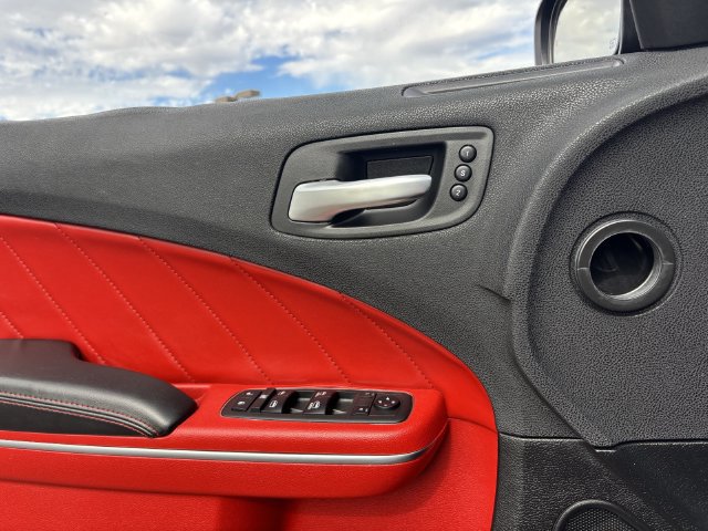 Used 2018 Dodge Charger R/T Scat Pack w/ Dynamics Package RWD image 22