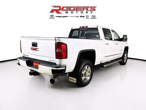 Used 2018 GMC Sierra 3500 Denali AWD/4WD image 13