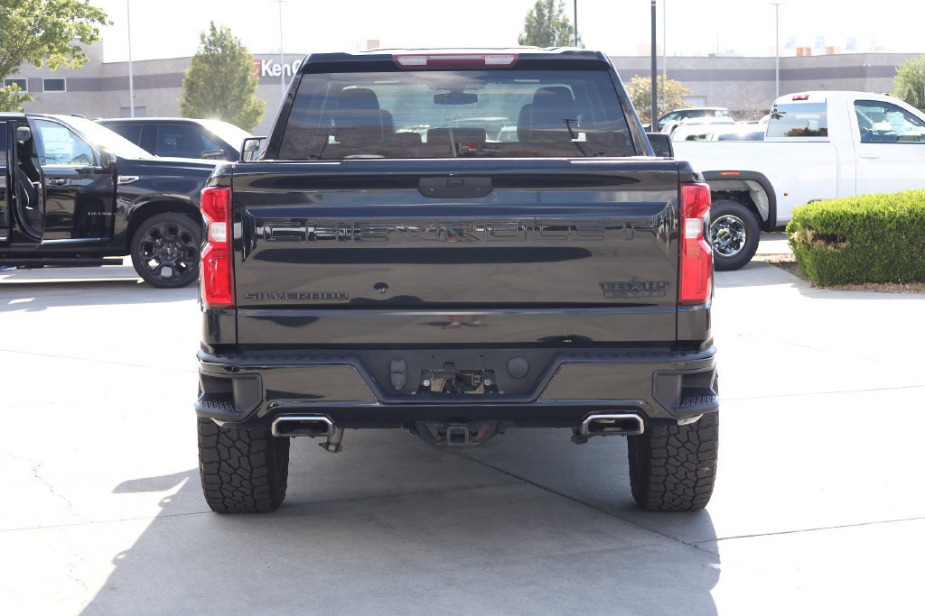 Used 2021 Chevrolet Silverado 1500 RST AWD/4WD image 5