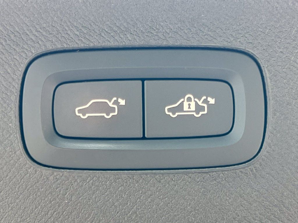 Used 2018 Volvo XC90 T6 Inscription w/ Convenience Package AWD/4WD image 42