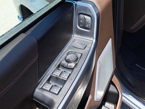 New 2025 Ford F250 King Ranch w/ Chrome Package image 21