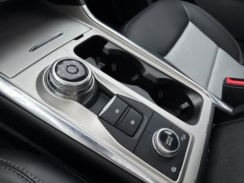 Used 2023 Ford Explorer XLT w/ Equipment Group 202A image 25