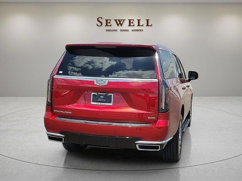 Used 2023 Cadillac Escalade Premium Luxury AWD/4WD image 5