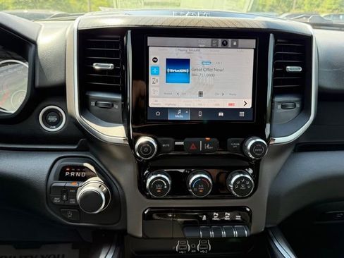 New 2026 RAM 1500 Express AWD/4WD image 18