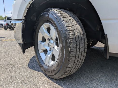 Used 2021 RAM 1500 Big Horn AWD/4WD image 35