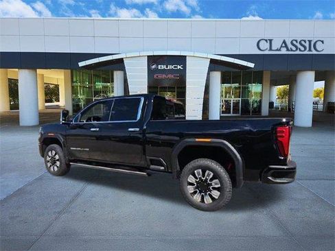 New 2026 GMC Sierra 2500 Denali w/ Denali Reserve Package image 6