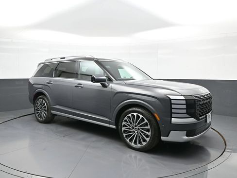 Used 2026 Hyundai Palisade Calligraphy AWD/4WD image 4
