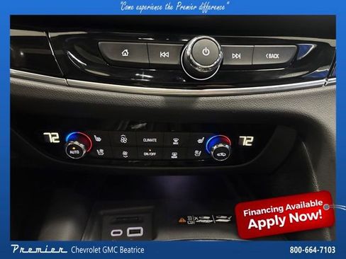 Used 2023 Buick Enclave Avenir AWD/4WD image 21