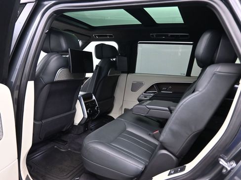 Used 2023 Land Rover Range Rover Long Wheelbase Autobiography AWD/4WD image 25