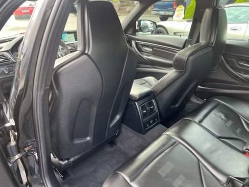 Used 2017 BMW M3 image 28