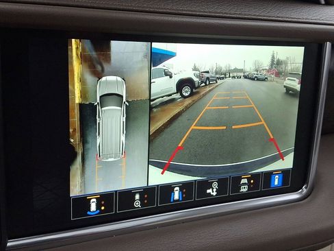 Used 2023 GMC Yukon Denali w/ LPO, Floor Liner Package image 20