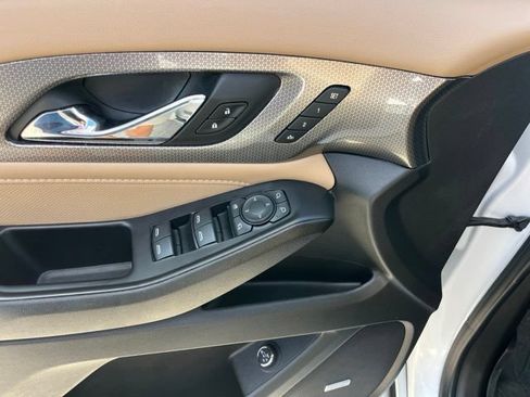 Used 2022 Chevrolet Traverse Premier w/ LPO, Floor Liner Package FWD image 15