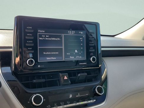 Used 2022 Toyota Corolla Cross L image 21