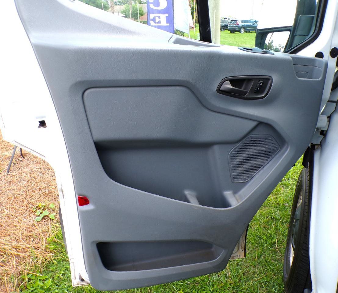 Used 2019 Ford Transit 150 148 Medium Roof RWD image 24