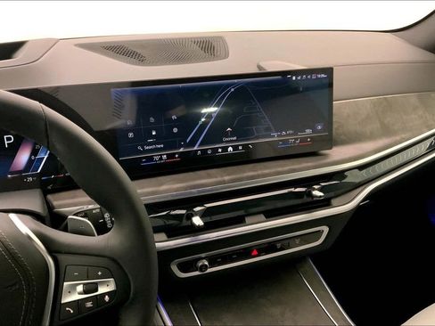 New 2026 BMW X5 xDrive40i w/ Premium Package image 5