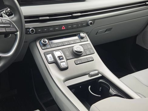 Used 2025 Hyundai Palisade SEL FWD image 18