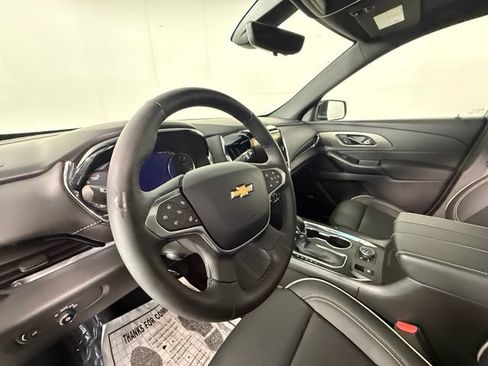 Used 2023 Chevrolet Traverse Premier w/ LPO, Floor Liner Package AWD/4WD image 7