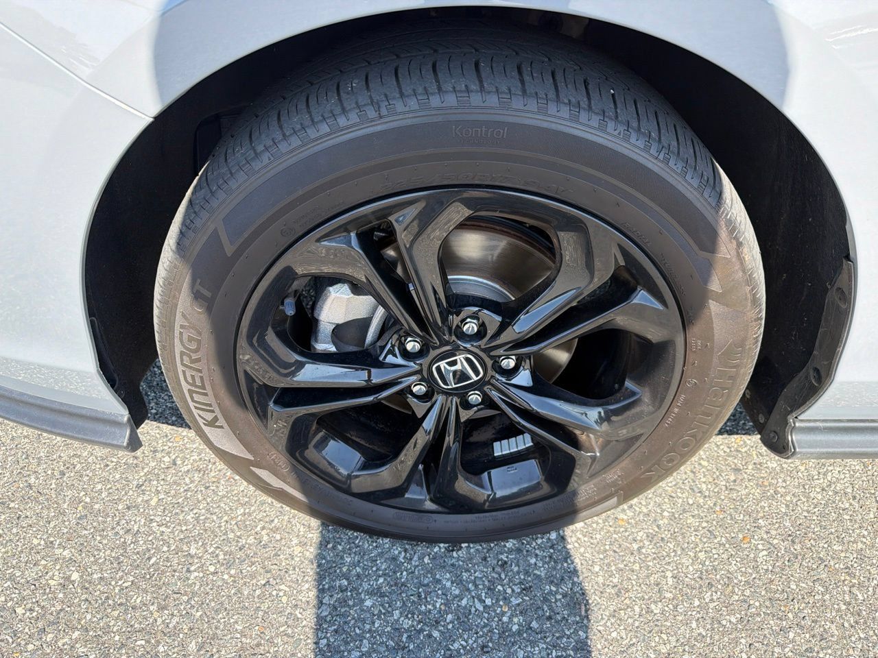 Used 2025 Honda Accord SE image 12