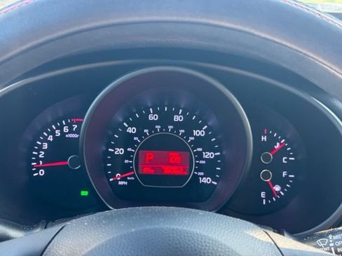 Used 2016 Kia Soul + FWD image 22