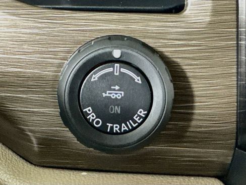Used 2022 Ford Expedition Limited AWD/4WD image 24