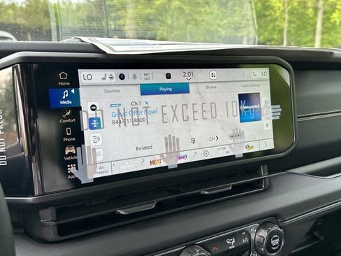 New 2025 Jeep Gladiator Sport w/ Premium Package image 25